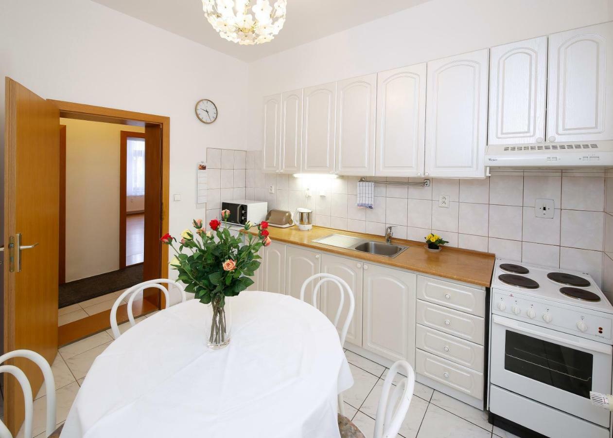Apartman Moravska Karlovy Vary Exterior foto
